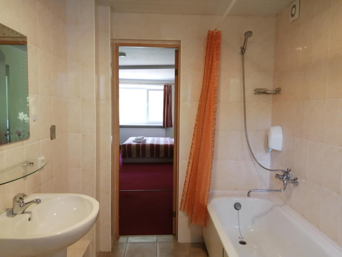 Idile Bed & Breakfast - Visaginas Bagian luar foto