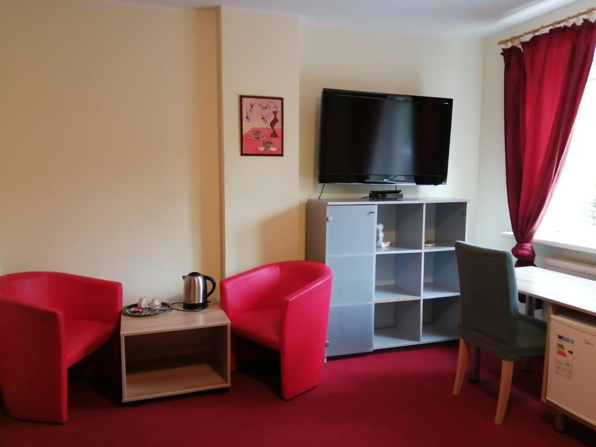 Idile Bed & Breakfast - Visaginas Bagian luar foto