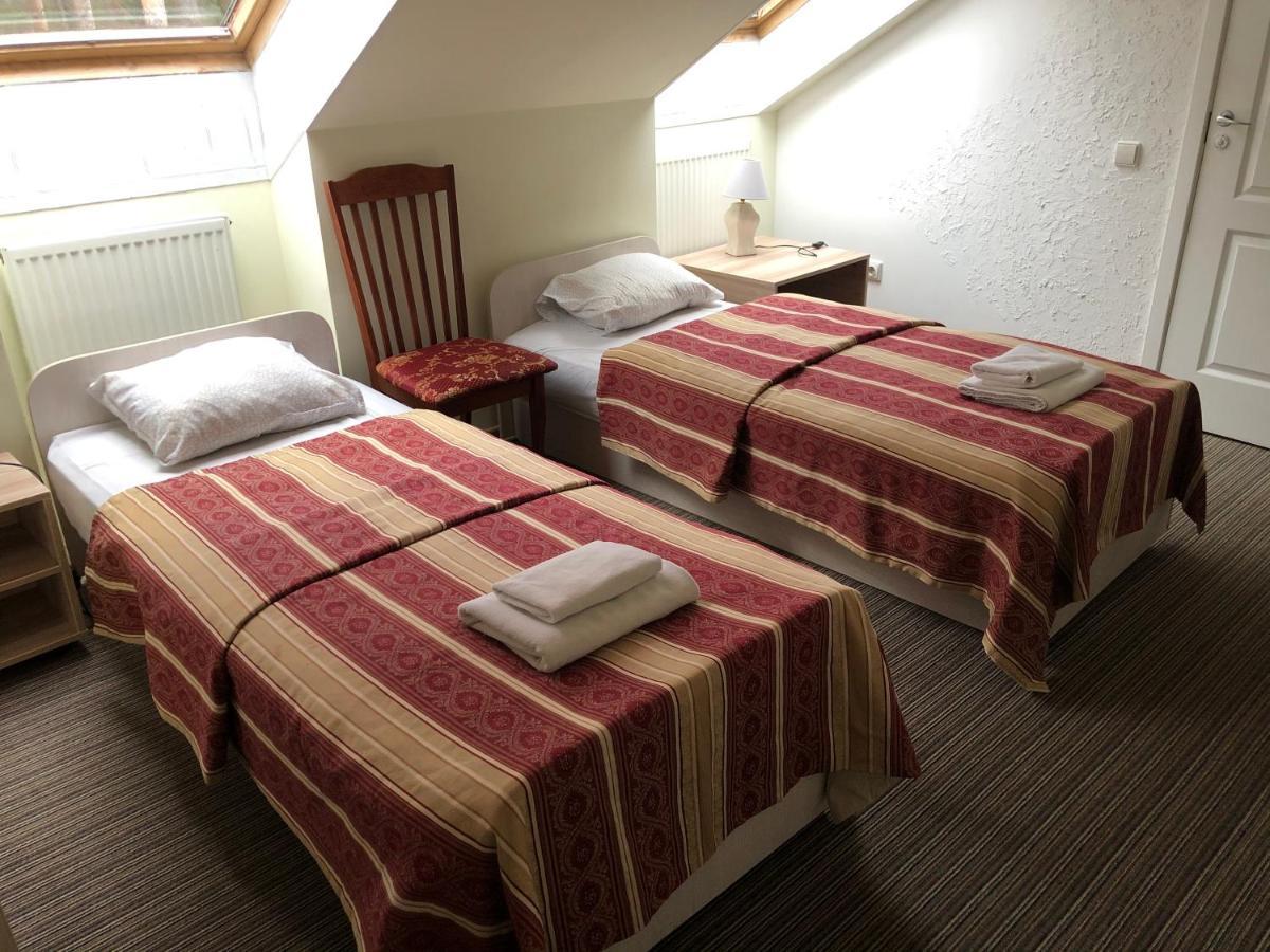 Idile Bed & Breakfast - Visaginas Bagian luar foto